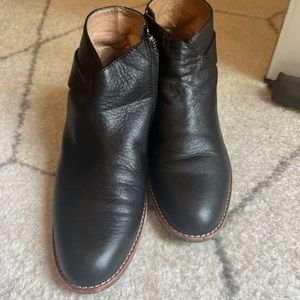 Madewell black boots